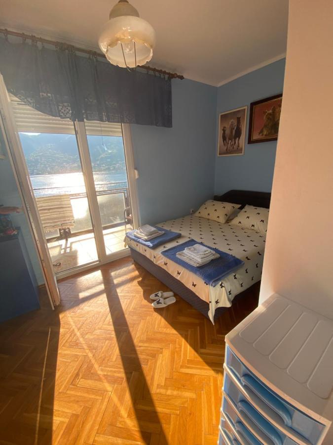 Apartments Vucinovic Teodo Esterno foto
